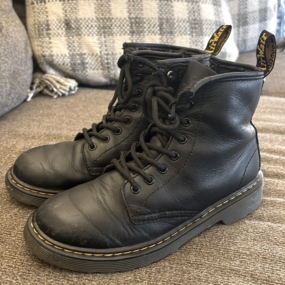 Dr Martens Kids Black Leather Lace Boots Size 3